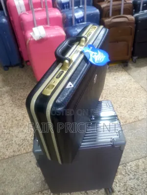 VIP Brief Case. Medium. ( Black)
