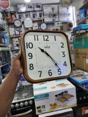SQUARE Sonam Quartz Model 4027