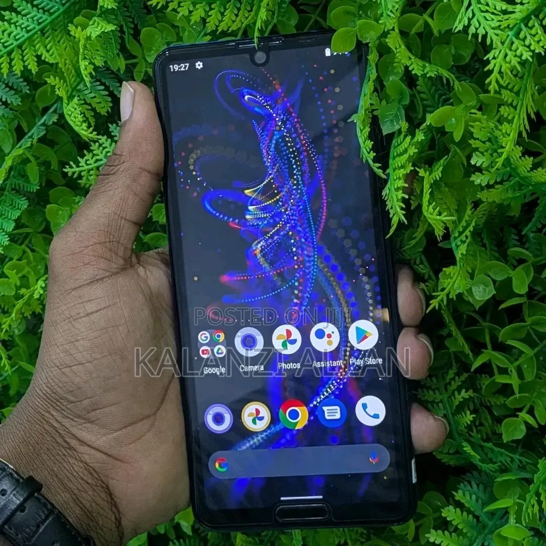 Sharp Aquos R5G 256 GB Blue