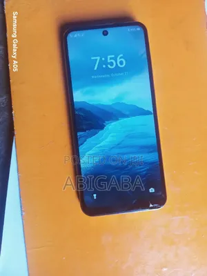 Tecno Spark 30 Pro 256 GB Gold