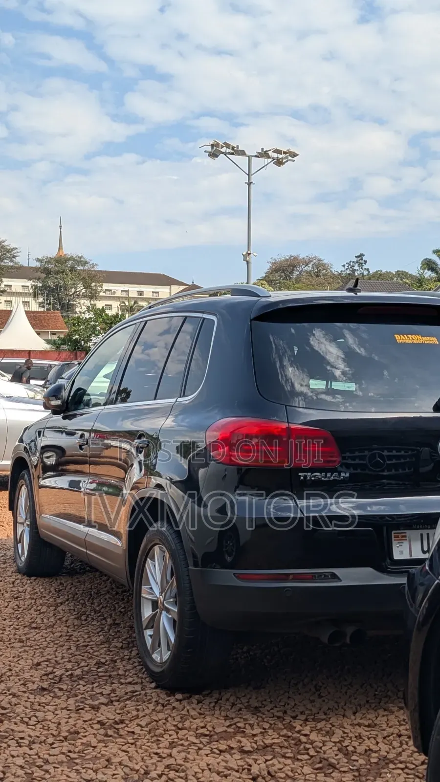 Volkswagen Tiguan SE 4Motion 2011 Black