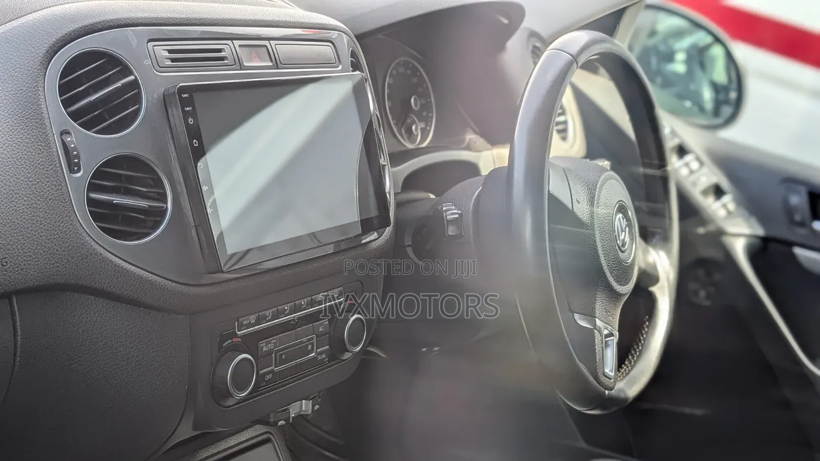 Volkswagen Tiguan SE 4Motion 2011 Black