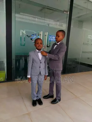 Boy's Suit{3 PIECE