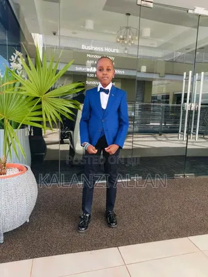 Boy's Suit{3 PIECE