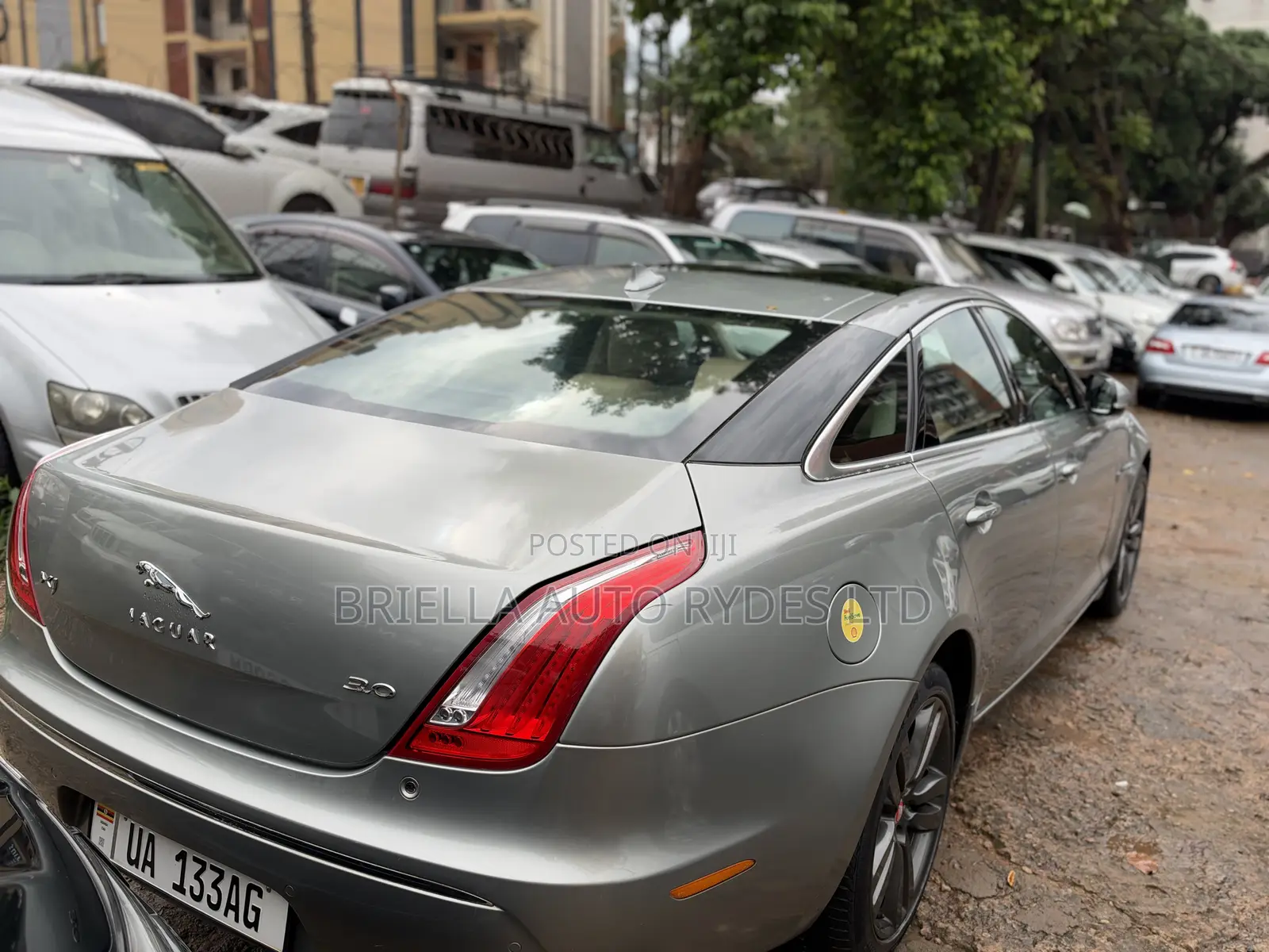 Jaguar XJ 2013 Silver