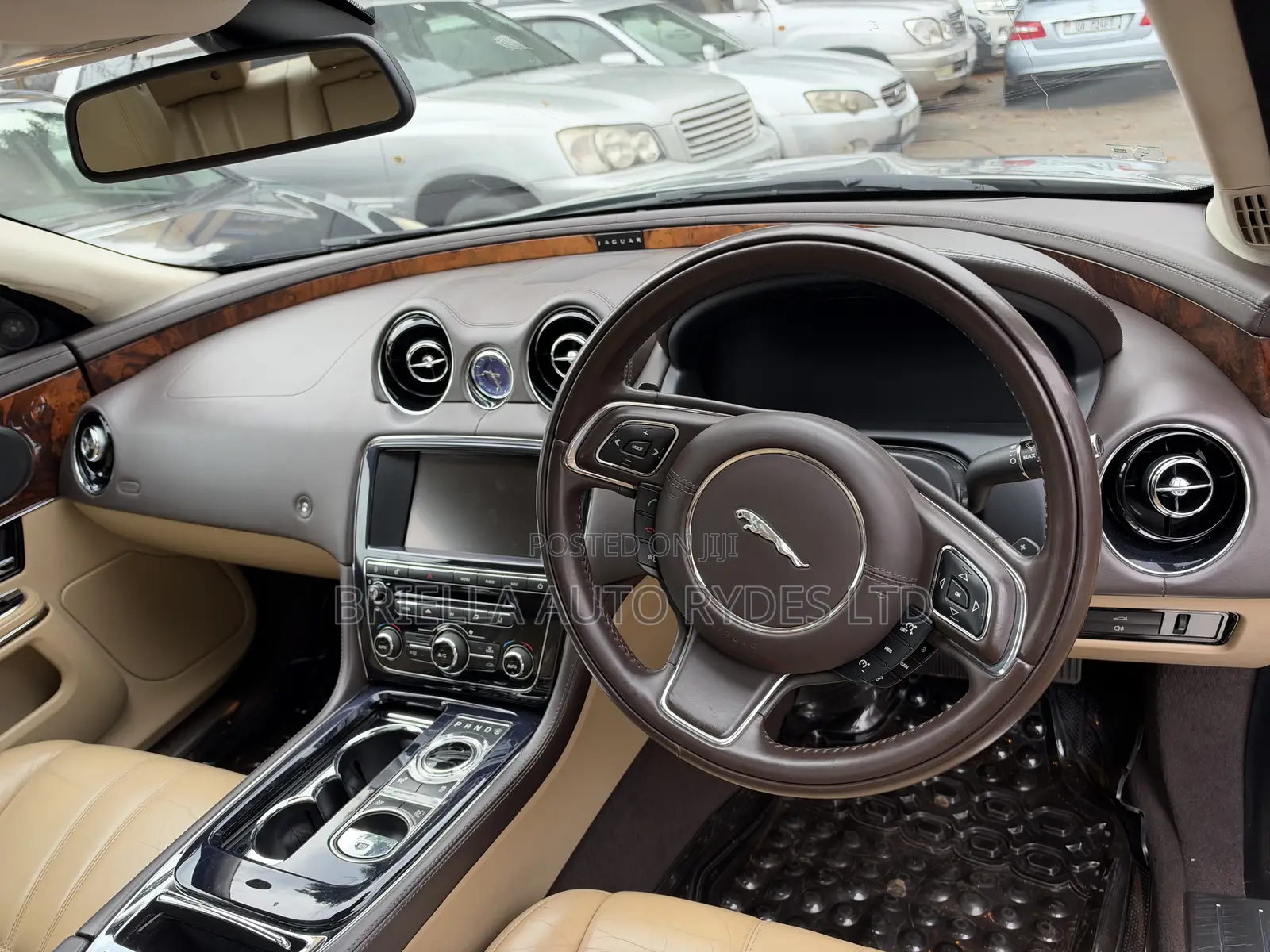 Jaguar XJ 2013 Silver