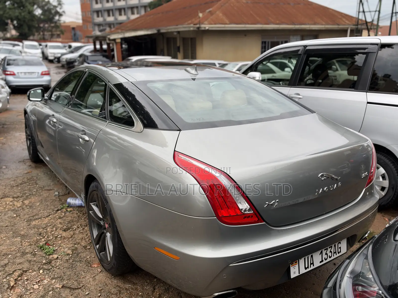 Jaguar XJ 2013 Silver
