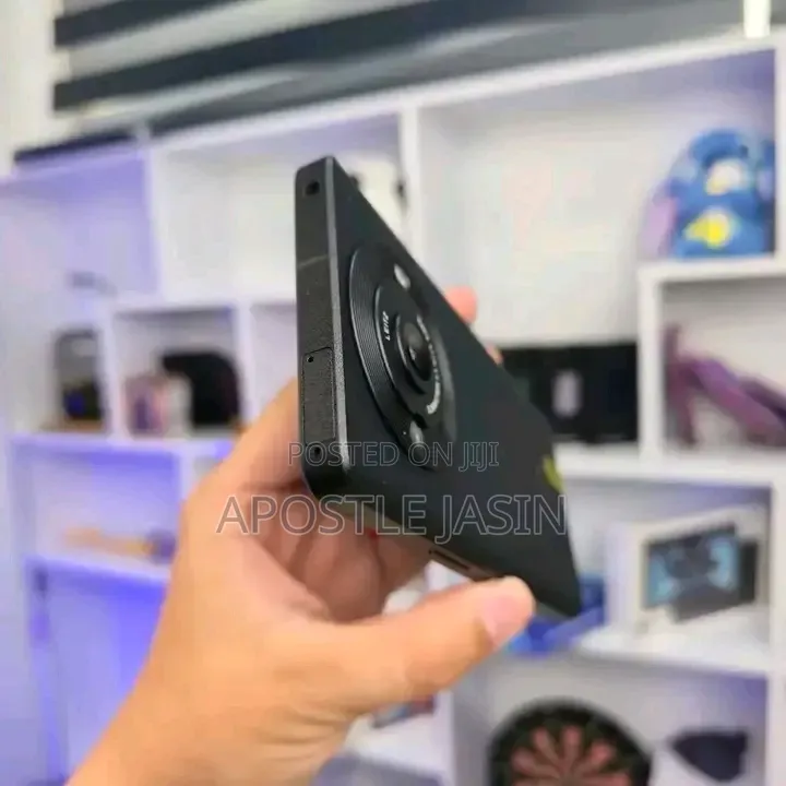 Sharp Aquos R8s pro 256 GB Black