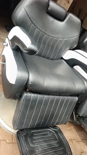 Executive Salon Chair