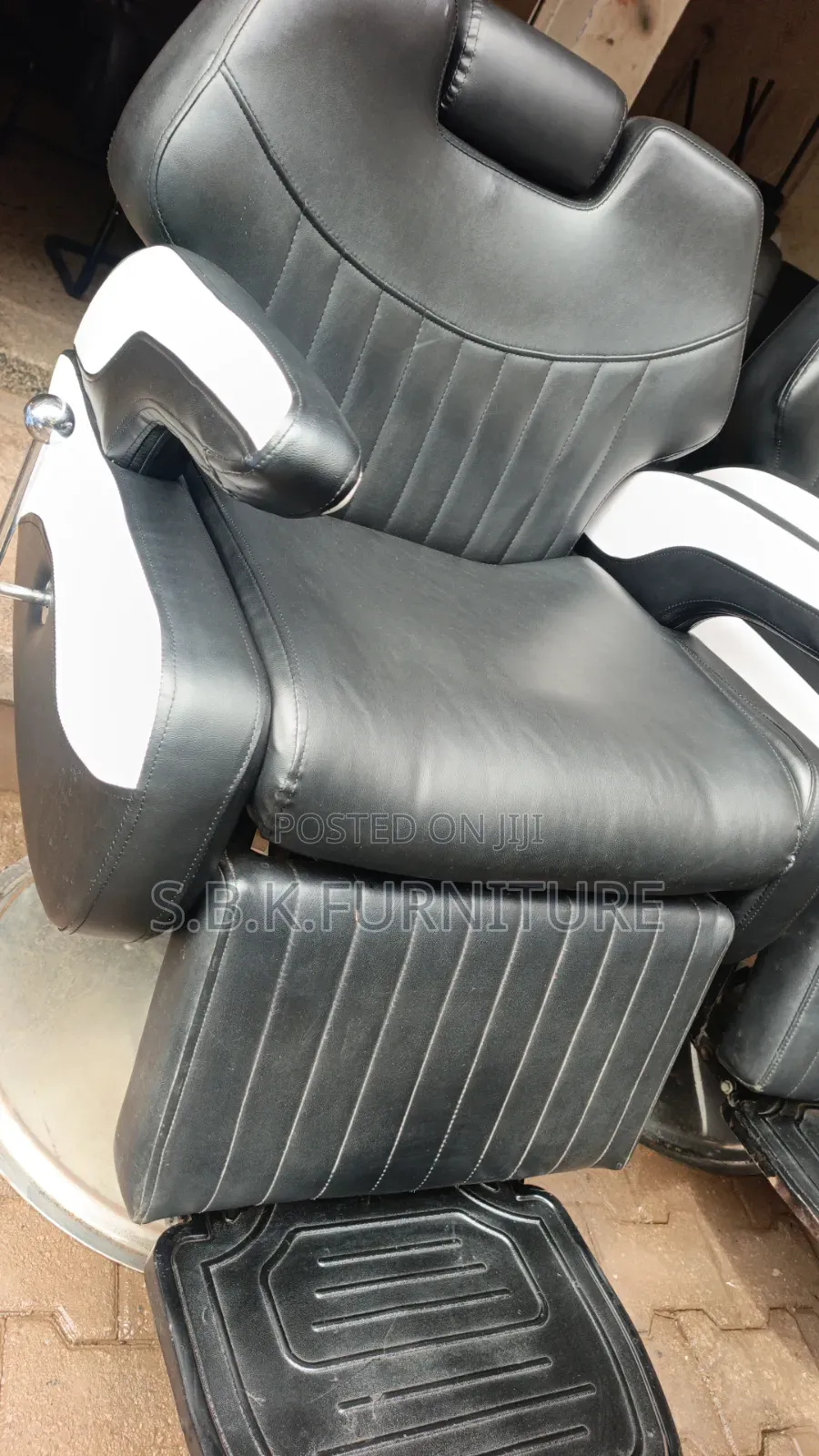 Executive Salon Chair