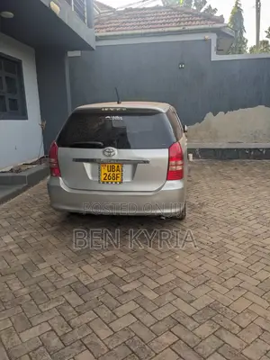 Toyota Wish 2006 Silver