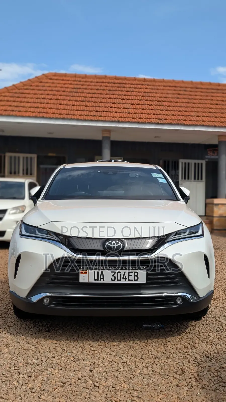 Toyota Harrier 2.0 2020 White