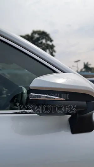 Toyota Harrier 2.0 2020 White