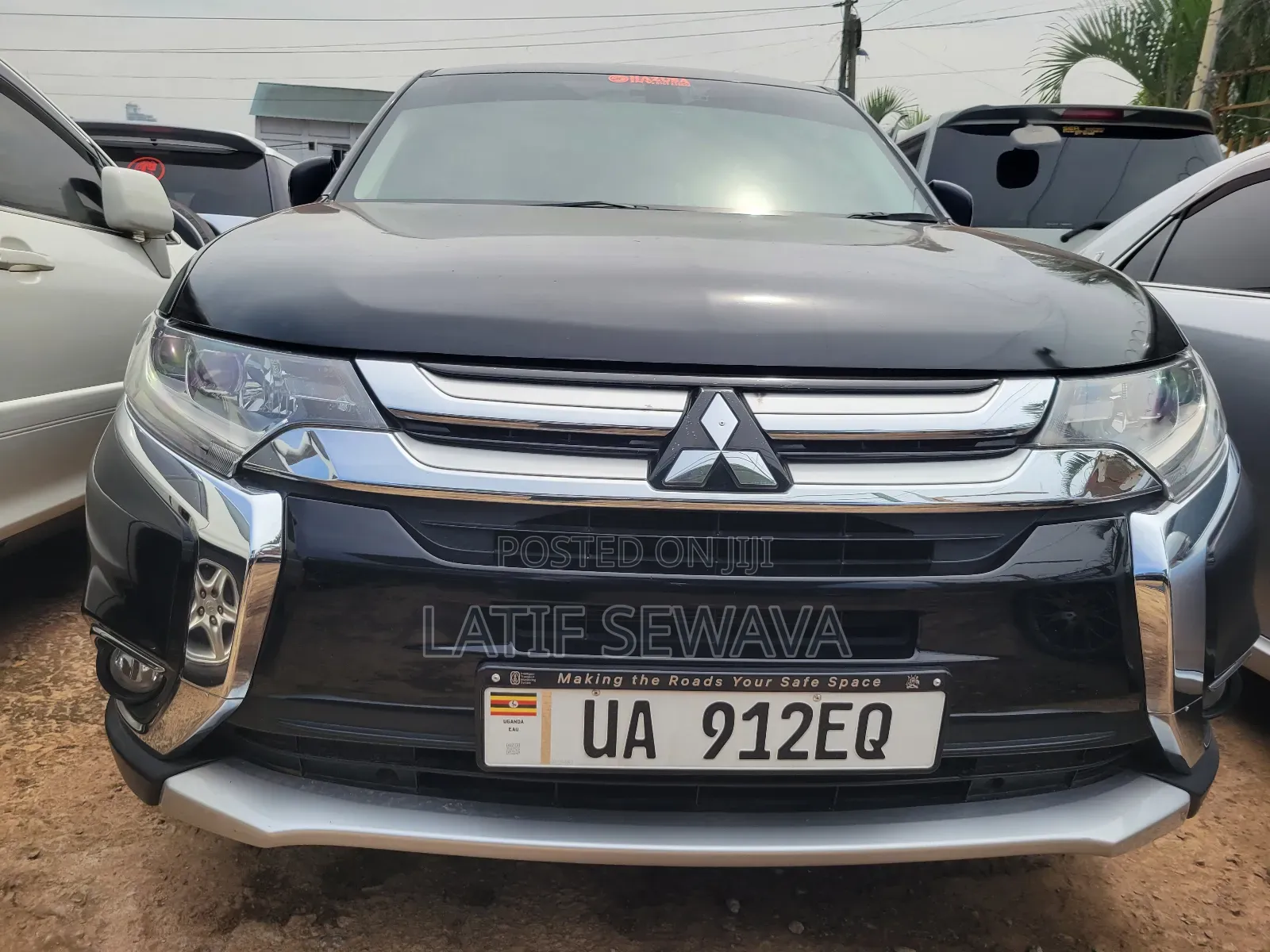 New Mitsubishi Outlander SE Launch Edition 2022 Blue