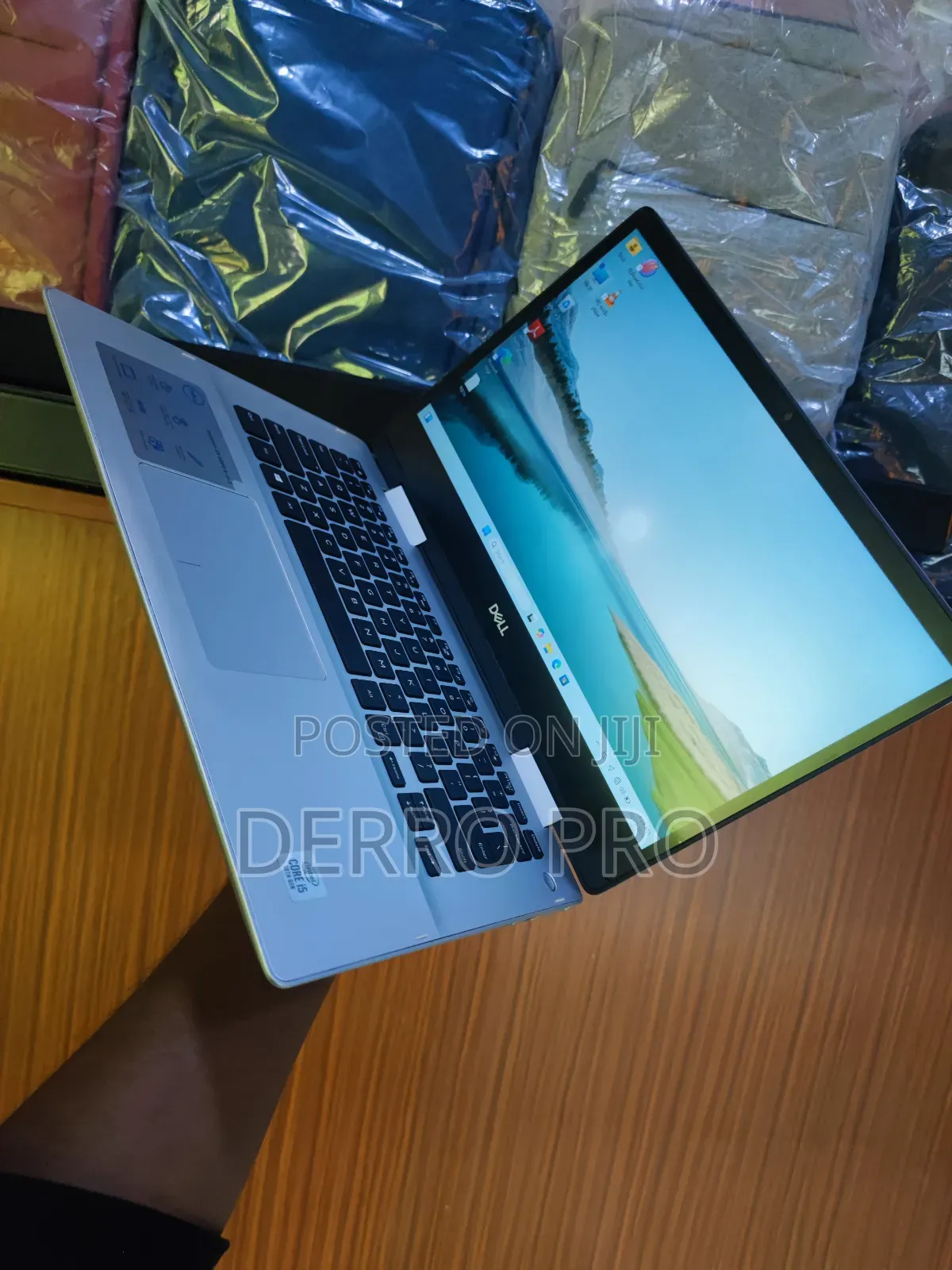 Laptop Dell Inspiron 13 5000 8GB Intel Core i5 SSD 256GB