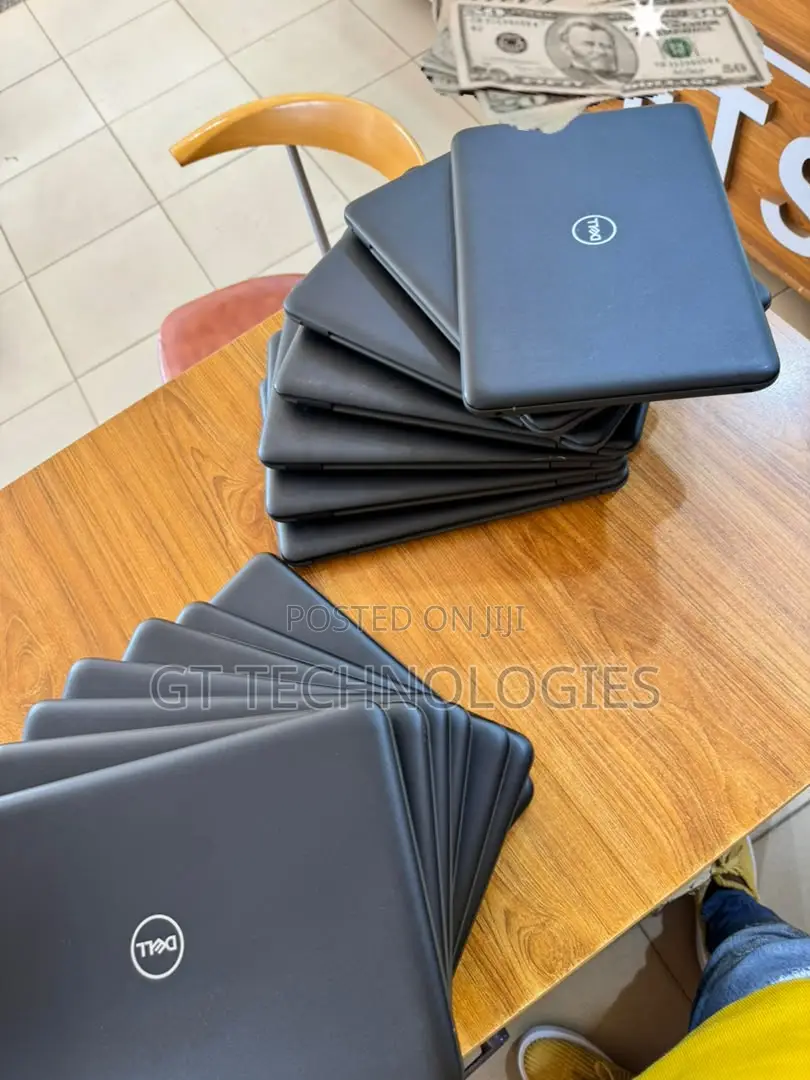 Laptop Dell Latitude 3190 4GB Intel Pentium SSD 128GB
