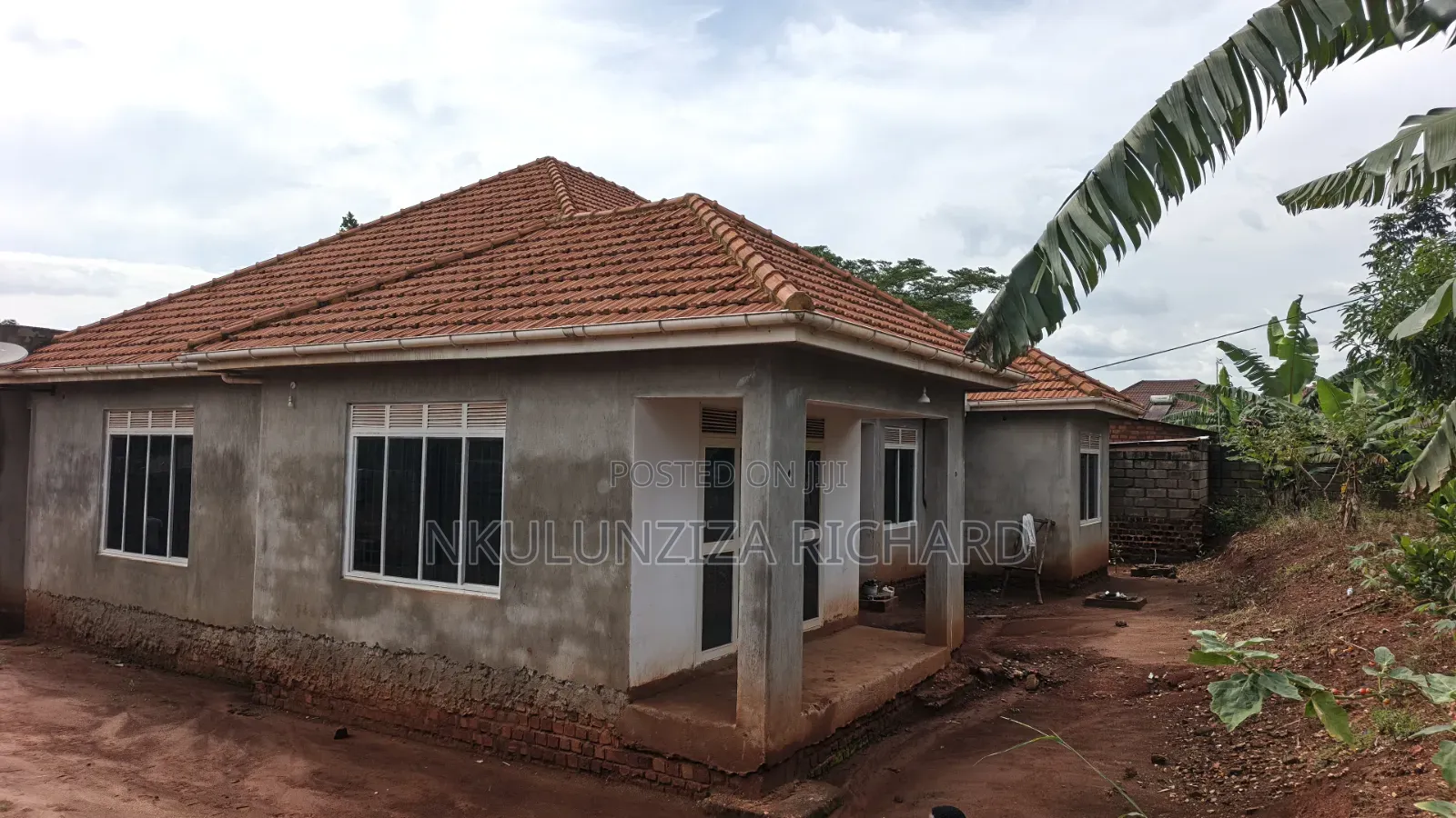 3bdrm Bungalow in Kitukutwe, Kira for sale