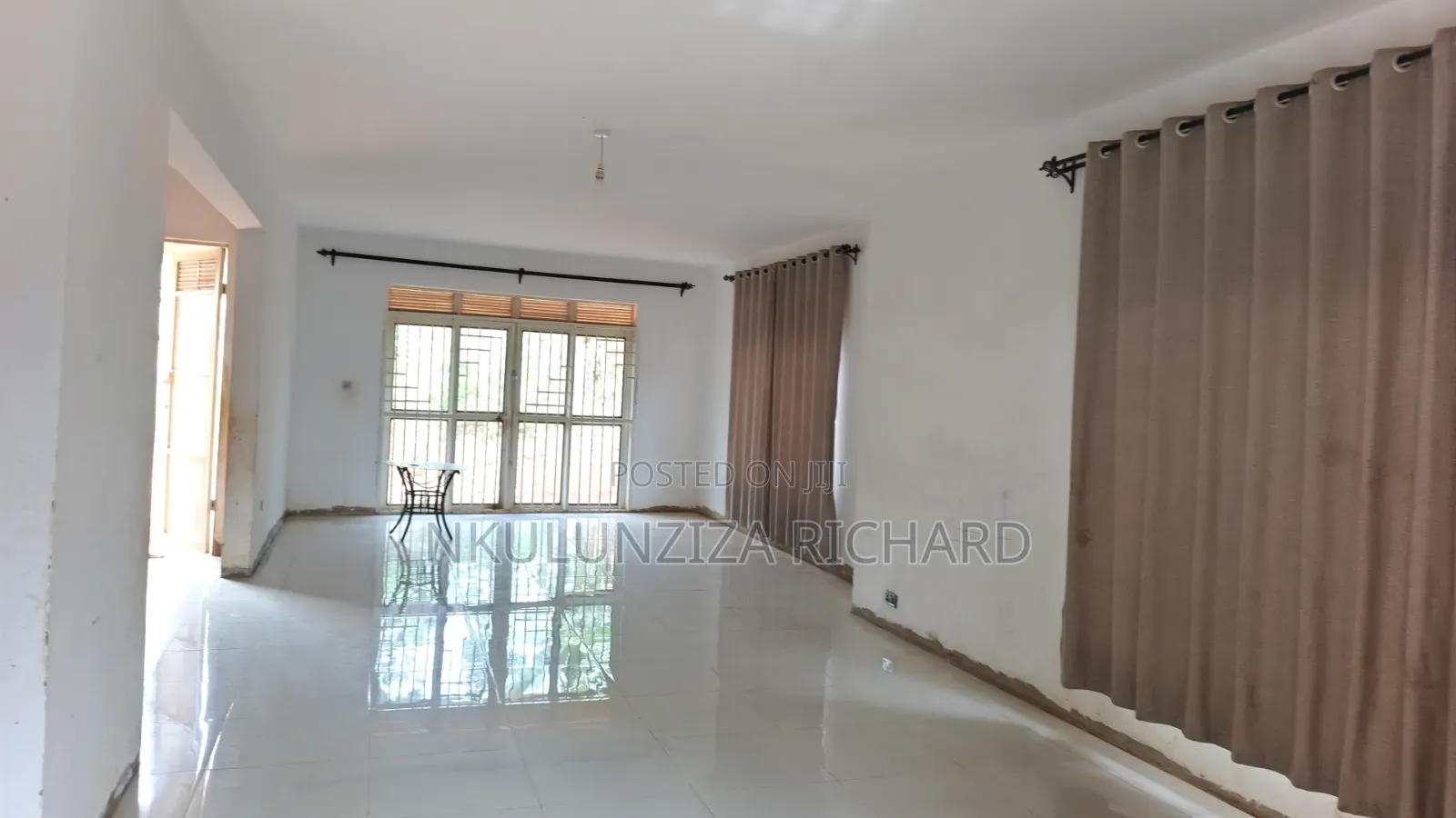 3bdrm Bungalow in Kitukutwe, Kira for sale