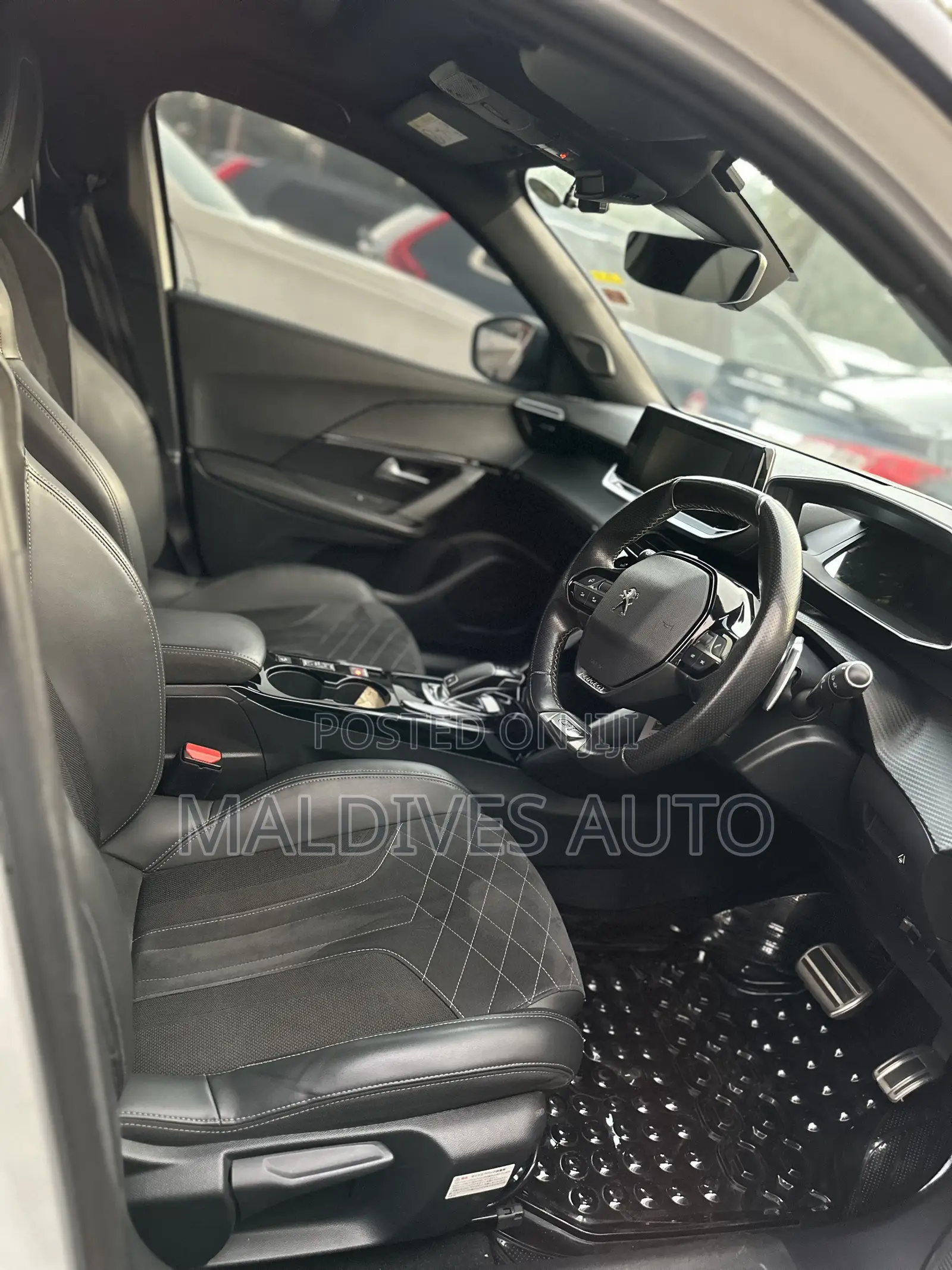 Peugeot 2008 1.2 PureTech (155 Hp) 2020 White
