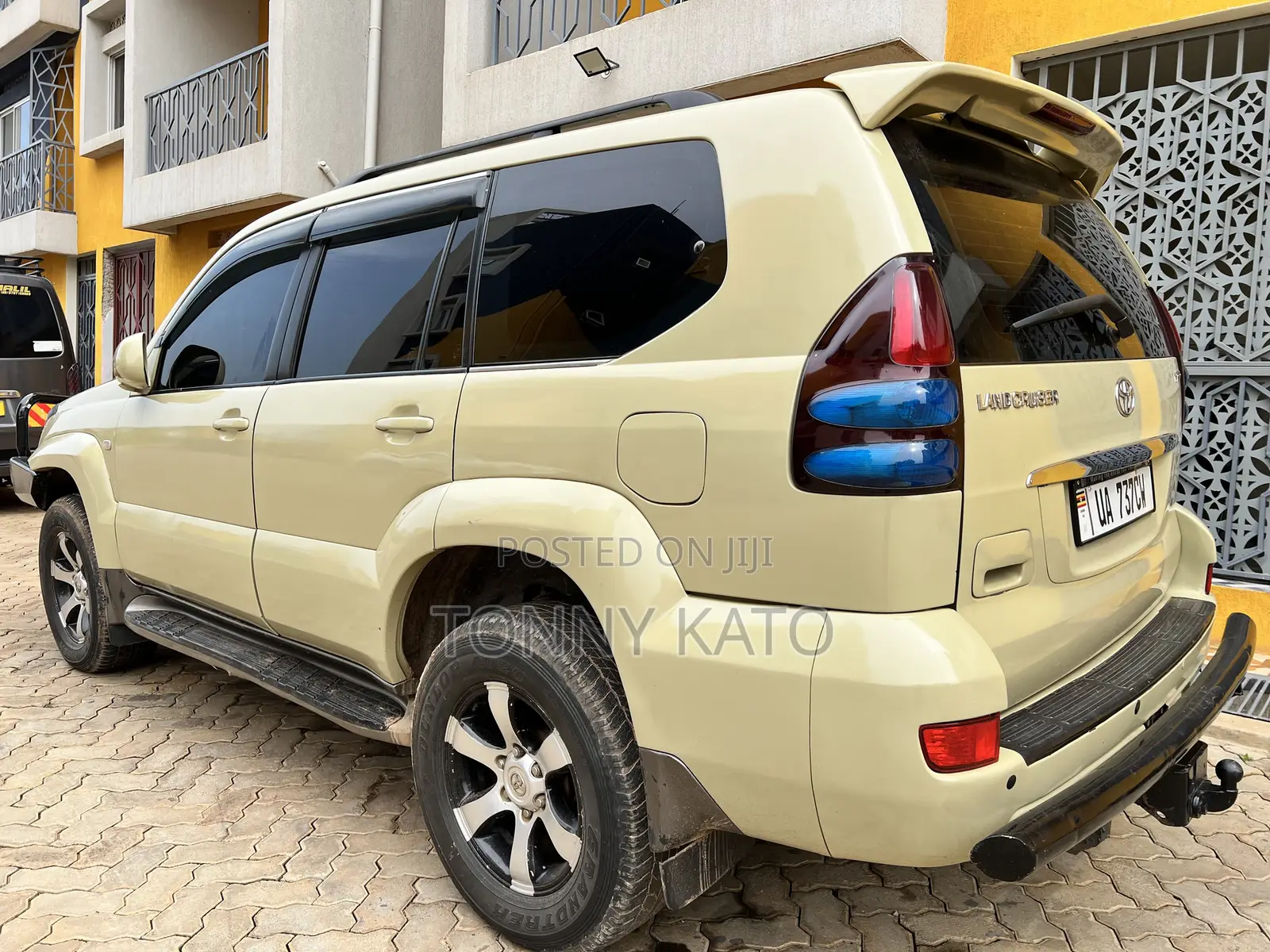 Toyota Land Cruiser Prado 3.0 D-4D 5dr 2008 Beige