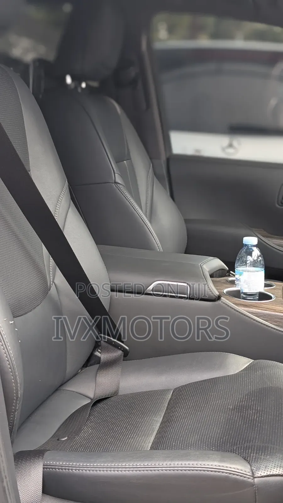 Toyota Land Cruiser LC300 2023 White
