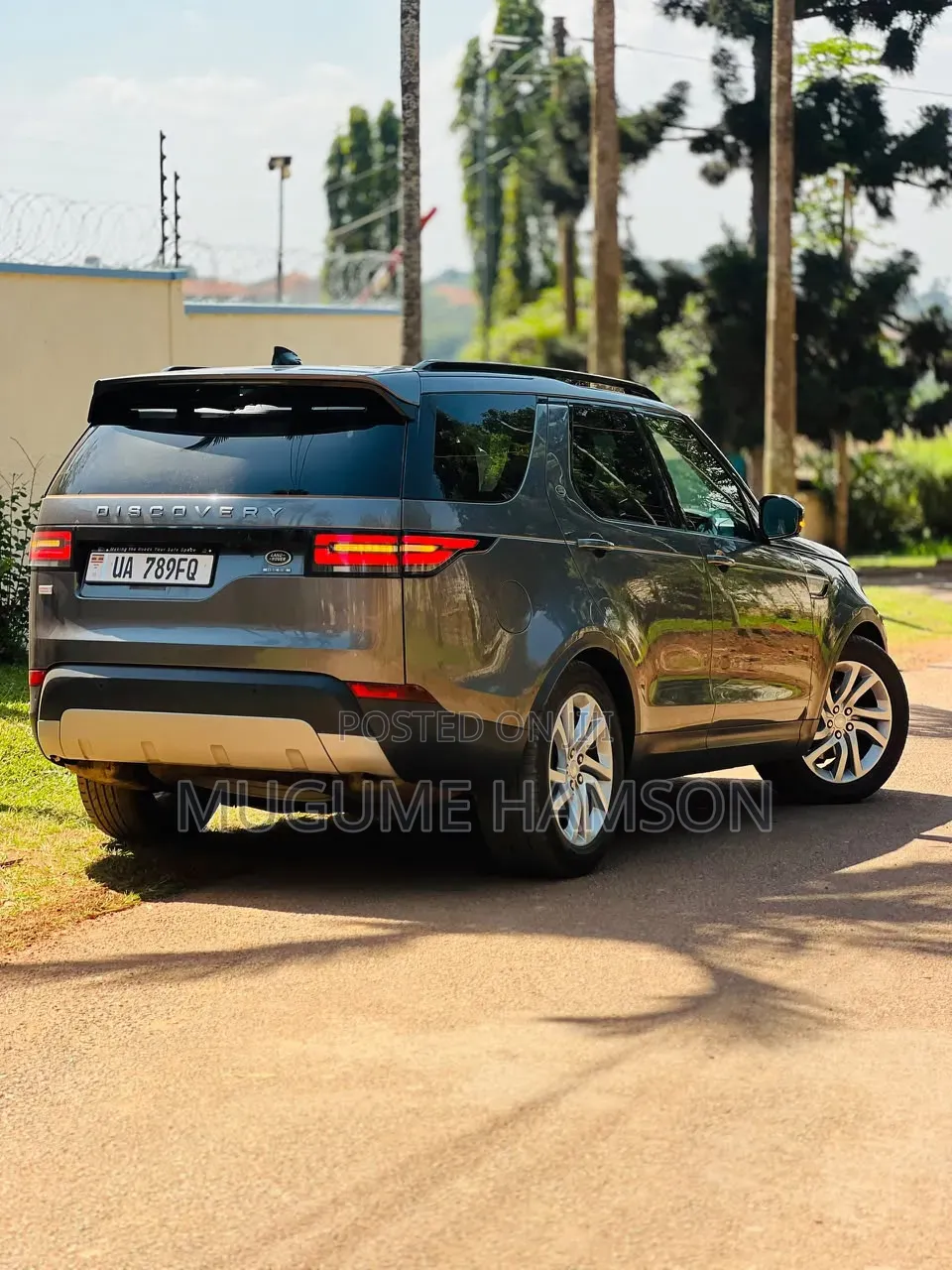 Land Rover Discovery 2017 Gray
