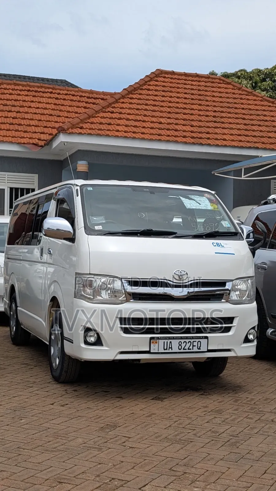 Toyota HiAce 2012 White