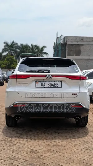 Toyota Harrier 2.0 2020 White