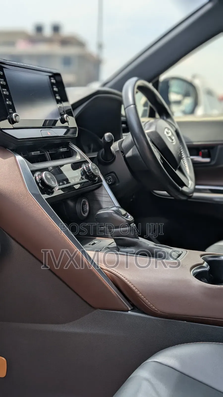 Toyota Harrier 2.0 2020 White