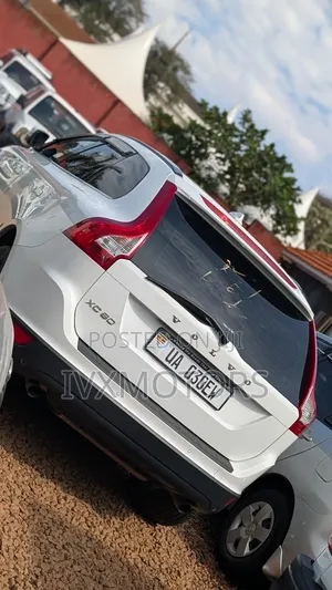 Volvo XC60 2012 White