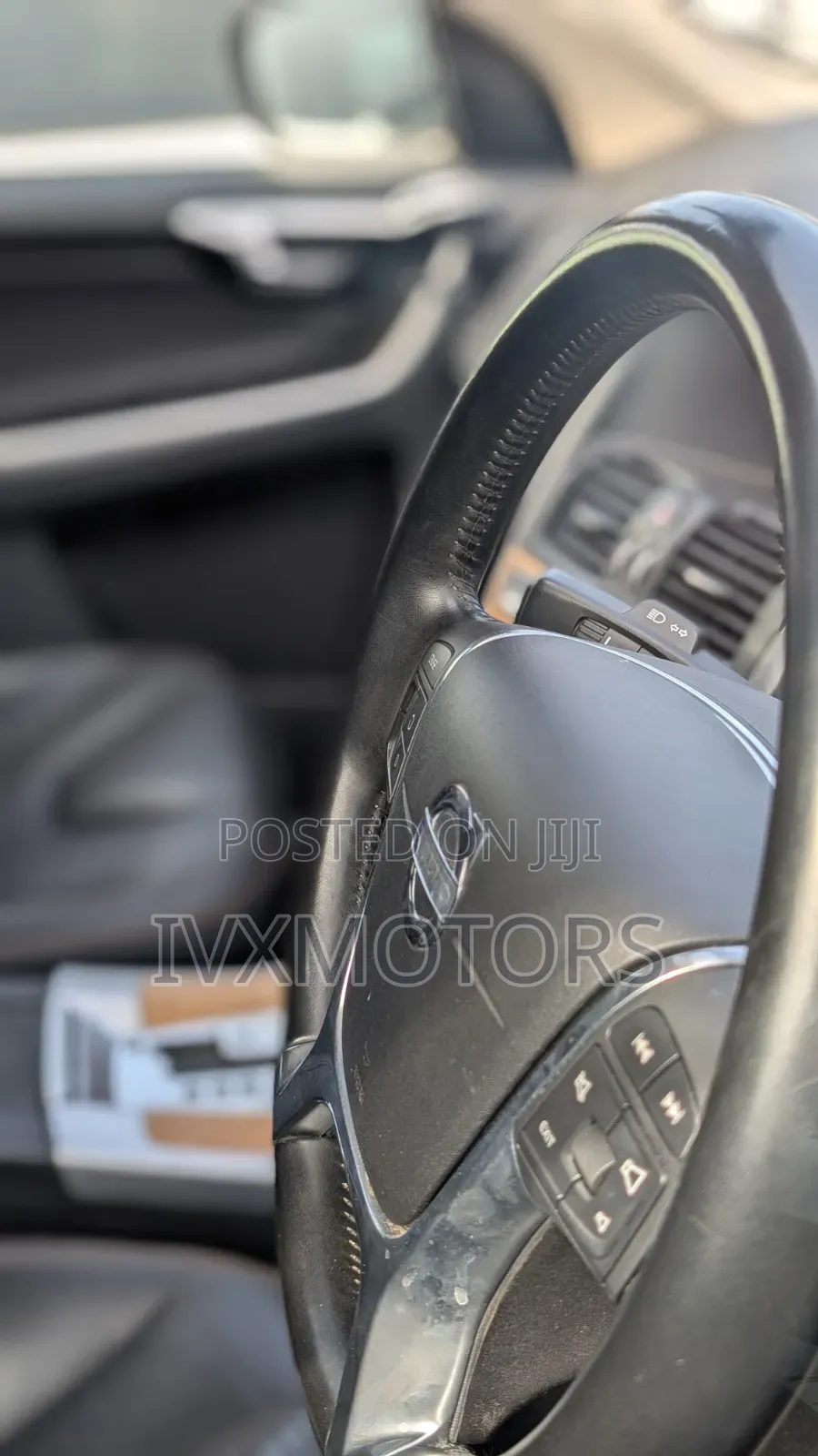 Volvo XC60 2012 White