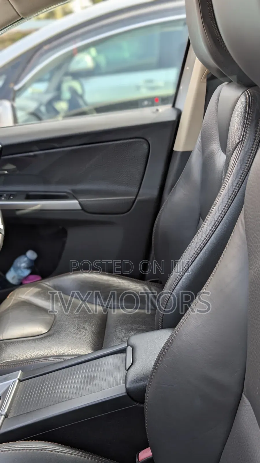 Volvo XC60 2012 White