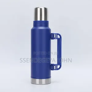 Stanley Classic Legendary Vacuum Bottle