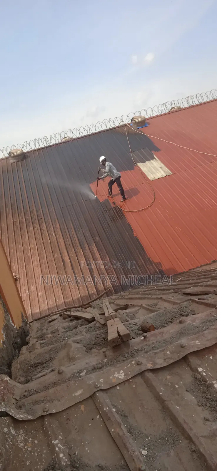 Loof Tile Cleaning