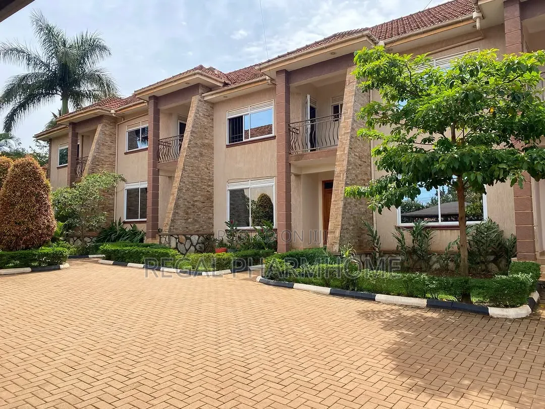3bdrm Villa in Muyenga, Central Division for rent