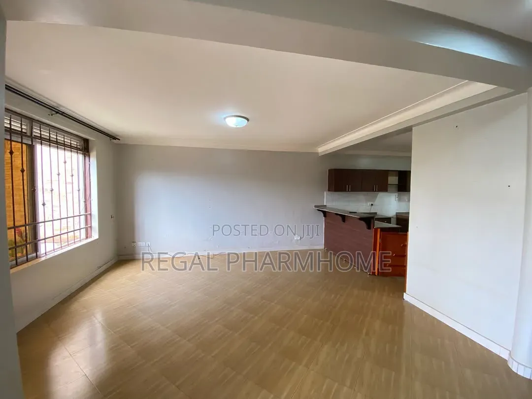 3bdrm Villa in Muyenga, Central Division for rent