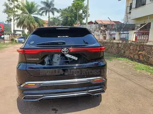 Toyota Harrier 2021 Blue