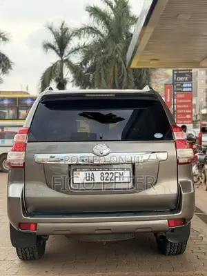 Toyota Land Cruiser 2018 Gray