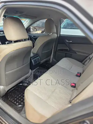 Toyota Mark X 2.5 AWD 2011 Gray