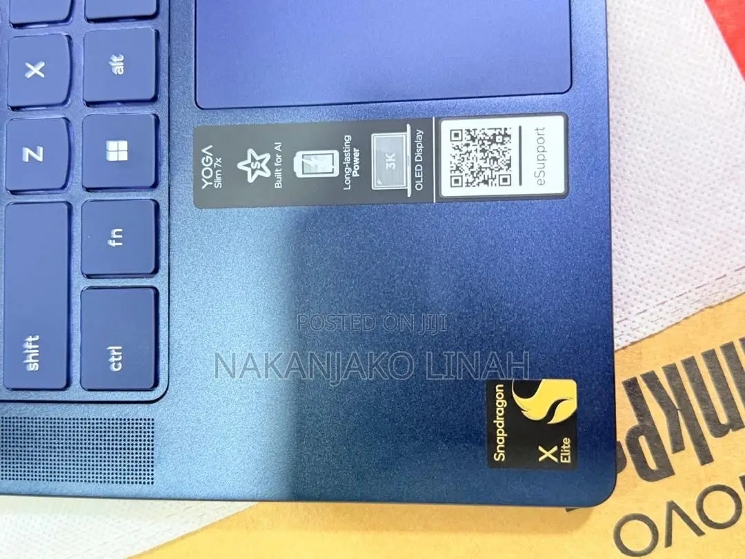New Laptop Lenovo Yoga 11e 16GB Intel Core Ultra 7 SSD 1T