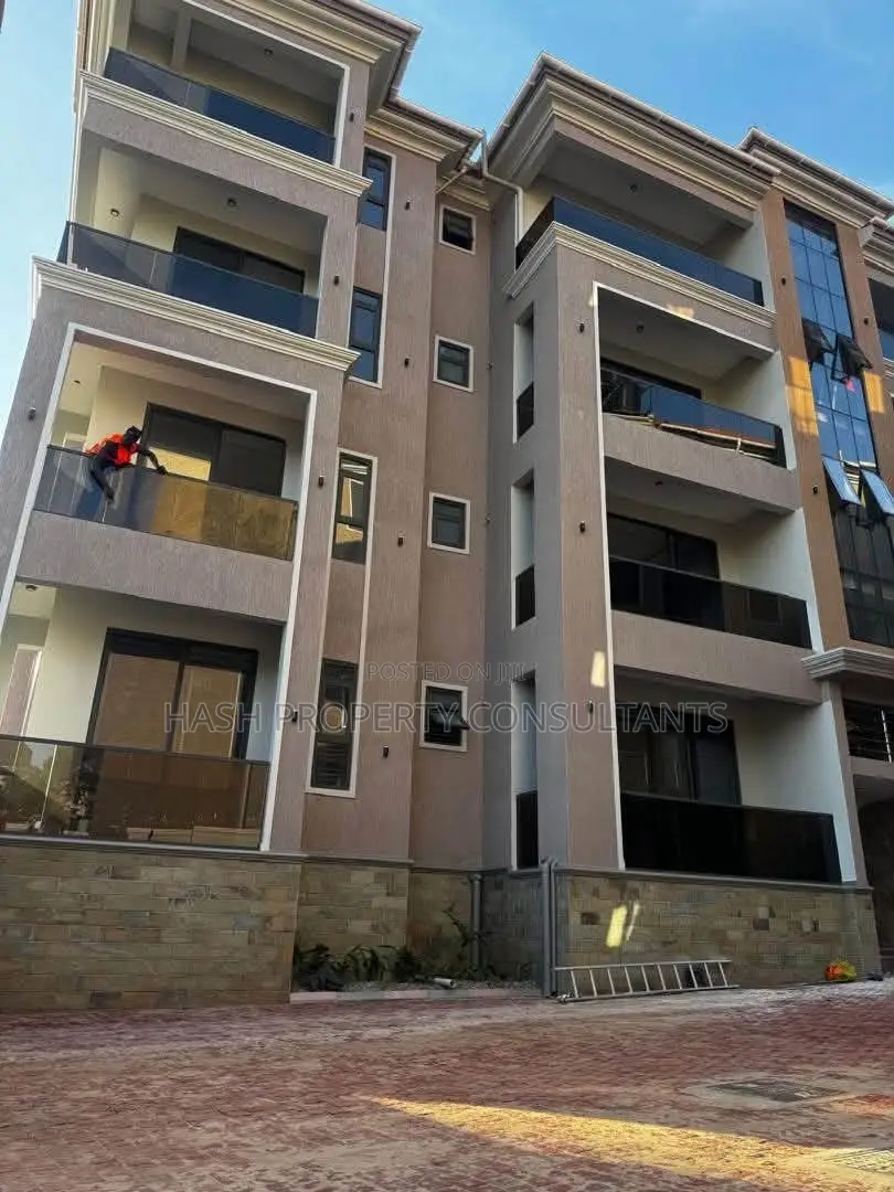 2bdrm Block of Flats in Muyenga Tank Hill, Central Division for sale
