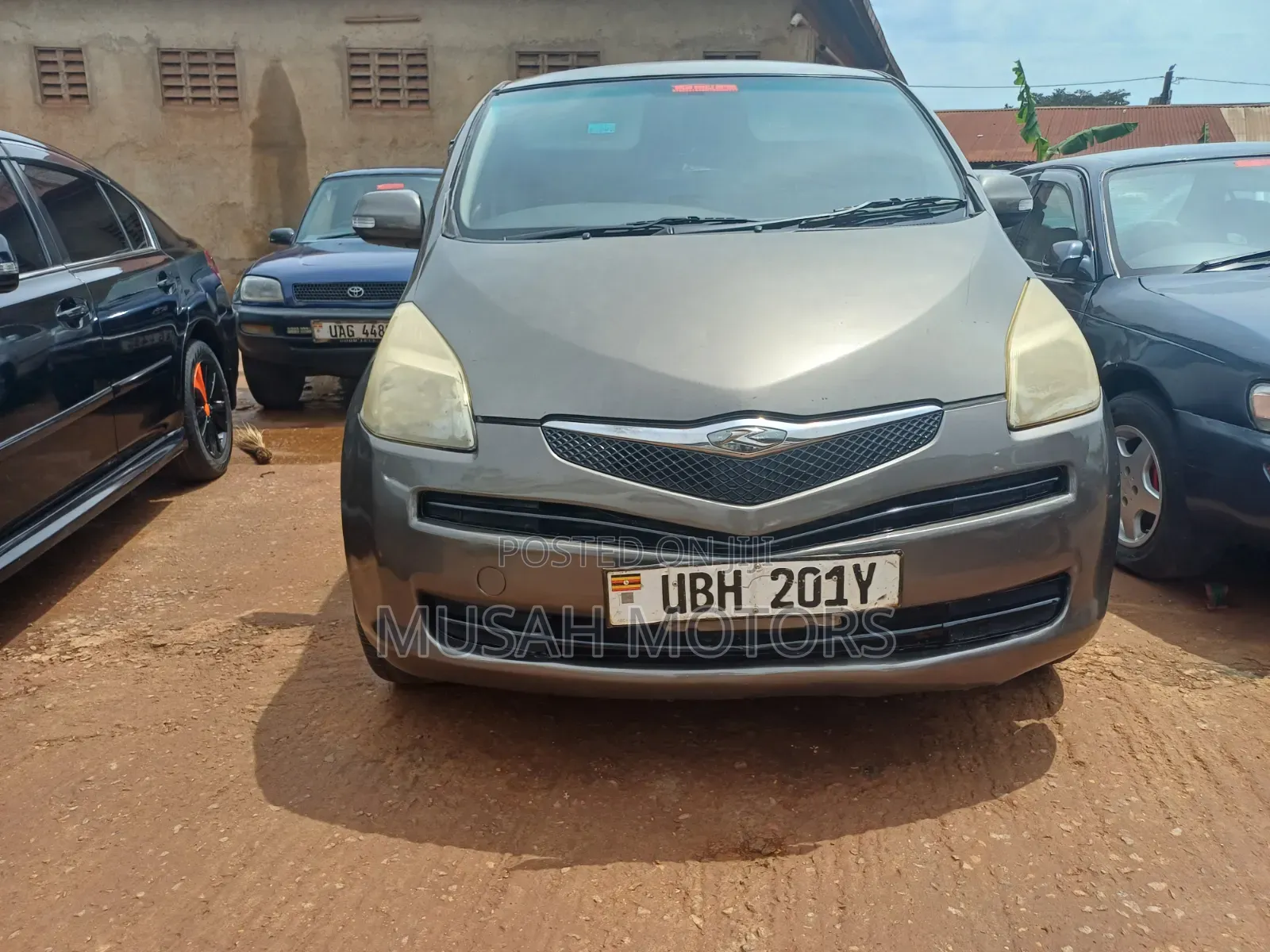 Toyota Ractis 1.5 FWD 2006 Gray