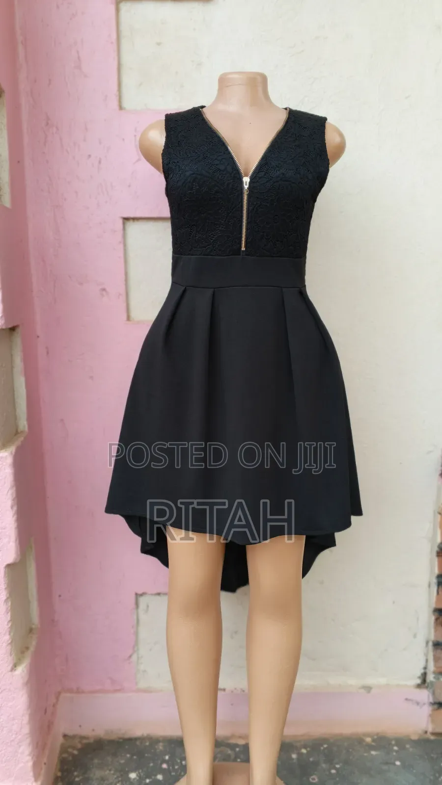 Elegant Black Sleeveless Lace High-Low Dress