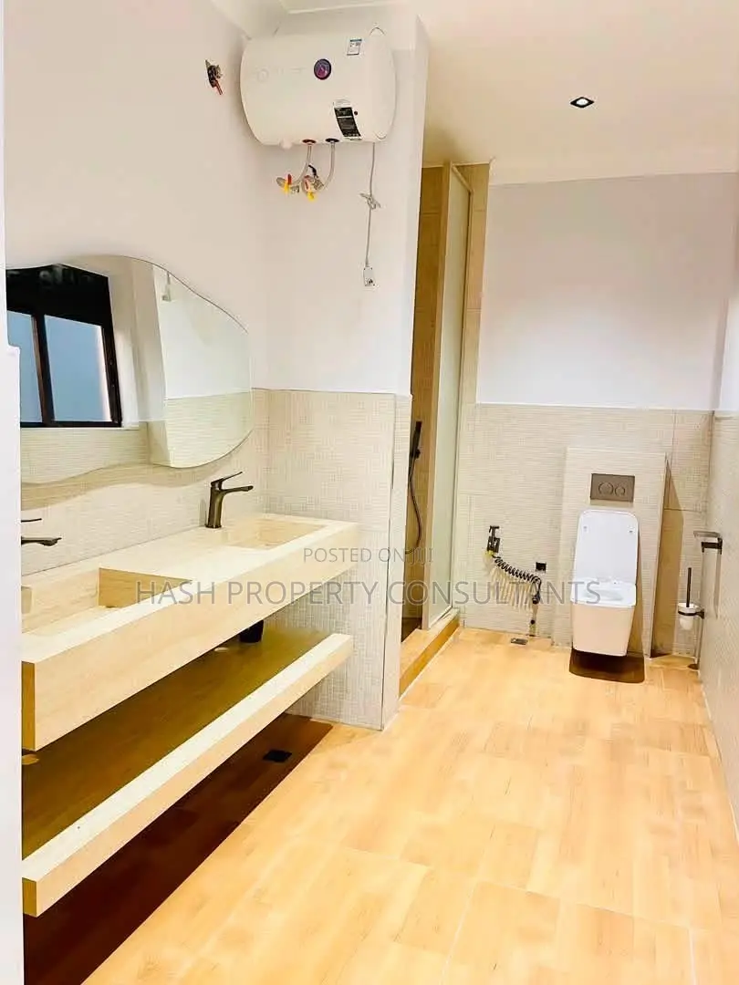 3bdrm Block of Flats in Bunga Kalungu, Central Division for sale