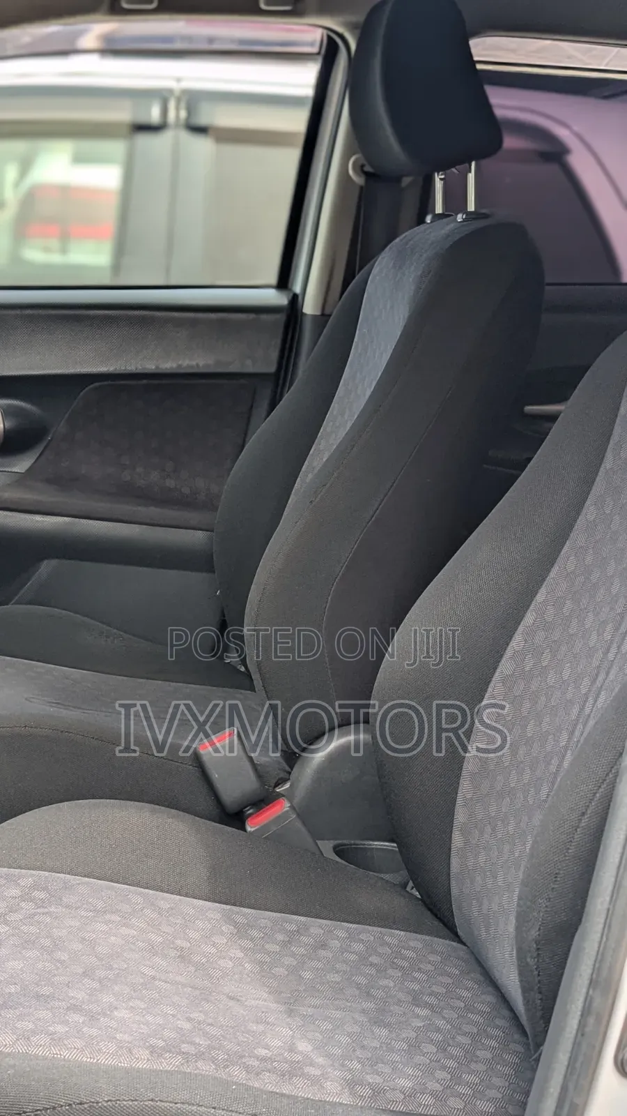 Toyota IST 2007 Silver