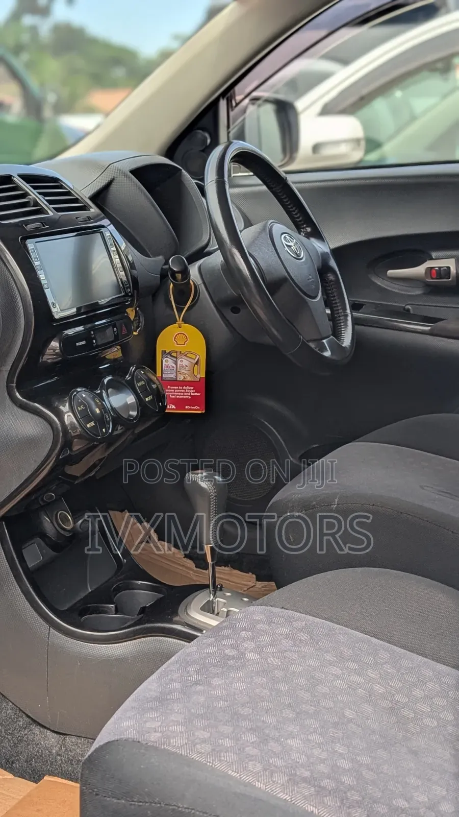 Toyota IST 2007 Silver