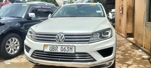 Volkswagen Touareg 2016 White