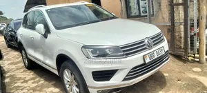 Volkswagen Touareg 2016 White