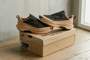  Nike Pegasus Sneakers