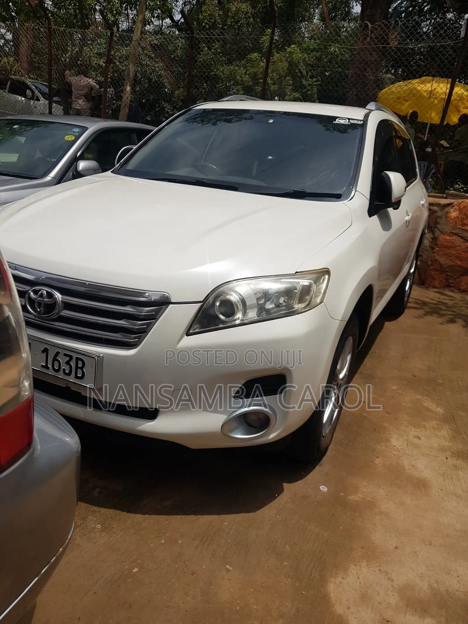 Toyota Vanguard 2007 White